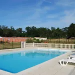 Le Logis Des Quatre Puits Oda ve Kahvaltı 3*